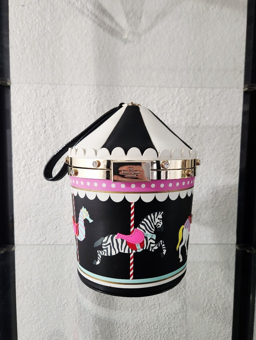 Kate Spade "Flavor Of The Month" Carousel Wristlet Bag - Picture 3 of 11